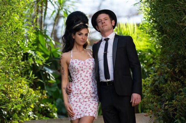 The Complicated Relationship of Amy Winehouse and Blake Fielder-Civil: A Journey Through Love and Turmoil